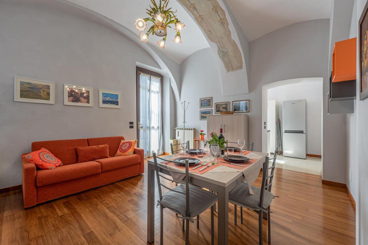 L'Antico Cedro Apartment Alba  Eksteriør bilde